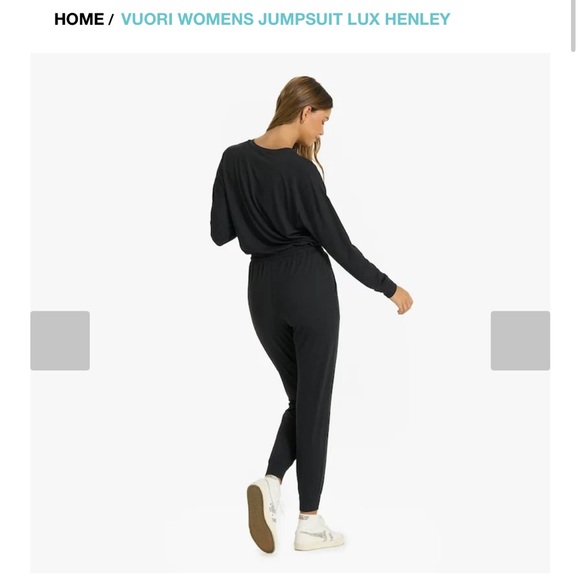 Vuori Womens Jumpsuit Lux Henley - with pockets! - Picture 2 of 8